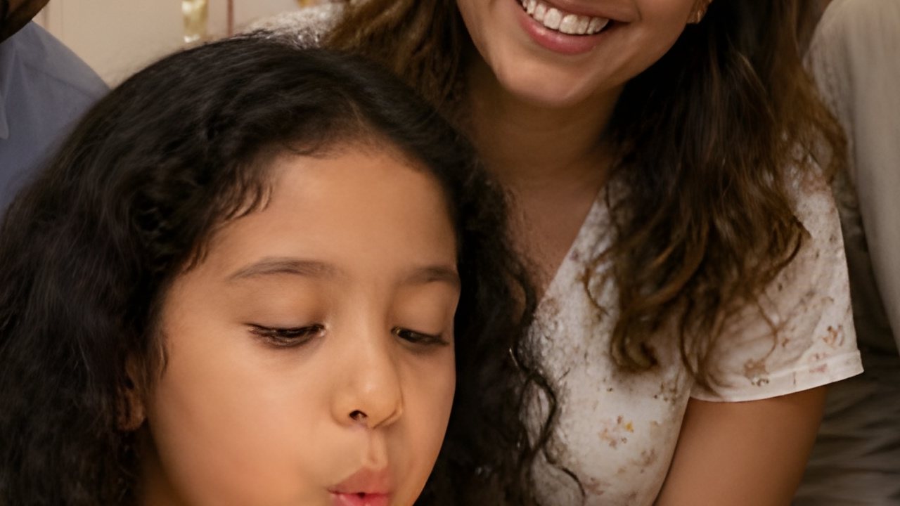 The same crop of a photo after Enhance 4×